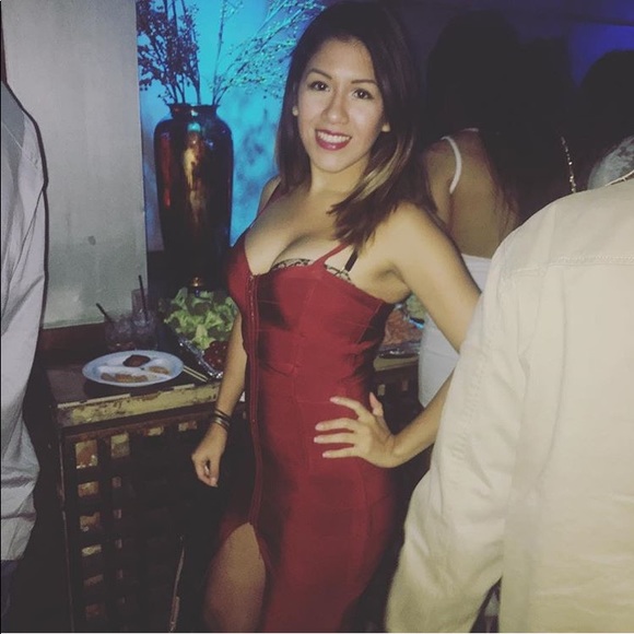 Dresses & Skirts - Sexy bodycon dress red